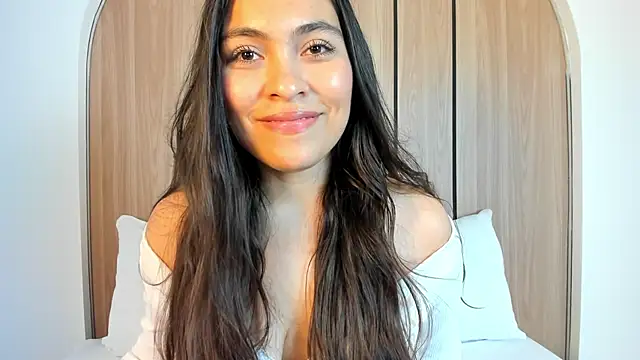 Snapshot of allie_bruce chatting on September 20, 2025, 4:28 am allie bruce online show from September 20, 2025, 4:28 am