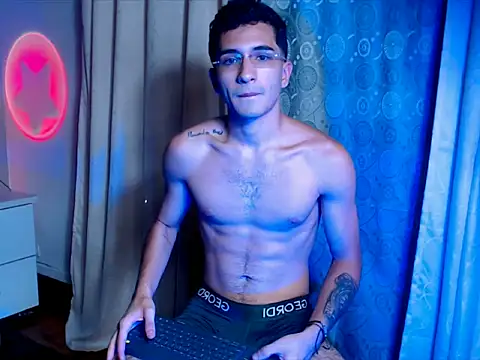 Snapshot of eriikjoness chatting on October 18, 2025, 7:27 pm eriikjoness online show from October 18, 2025, 7:27 pm