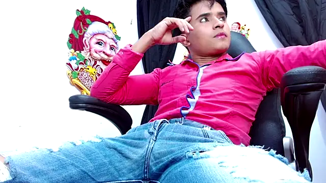 DayroDuran online show from November 30, 2025, 6:19 pm