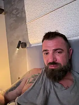 Snapshot of KstnSrg19 chatting on February 13, 2026, 9:04 pm KstnSrg19 online show from February 13, 2026, 9:04 pm