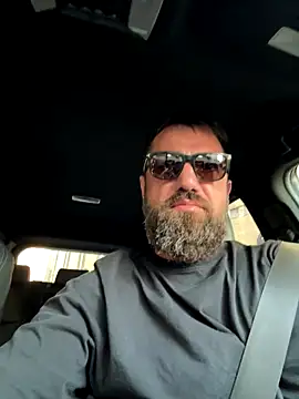 Snapshot of KstnSrg19 chatting on September 23, 2025, 2:46 pm KstnSrg19 online show from September 23, 2025, 2:46 pm