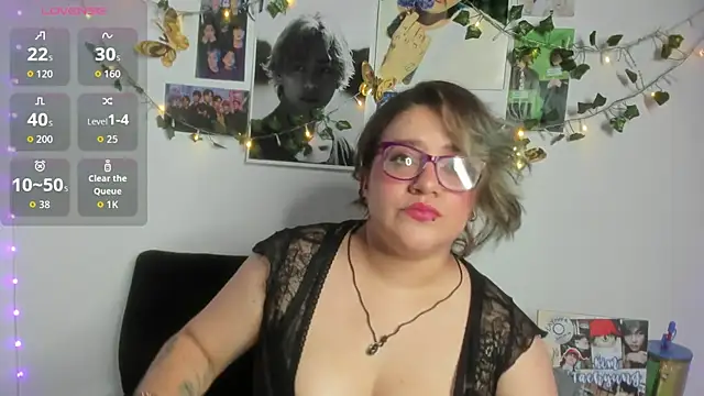 helllen rose21 online show from September 9, 2025, 4:11 am