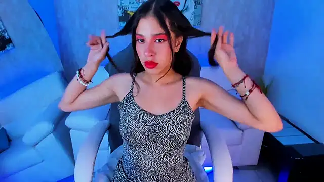 Snapshot of Eva_hells_ chatting on October 29, 2025, 5:12 pm Eva hells  online show from October 29, 2025, 5:12 pm