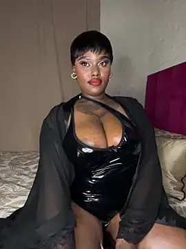 QUEEN NOBUHLE 777 online show from April 15, 2026, 10:43 pm