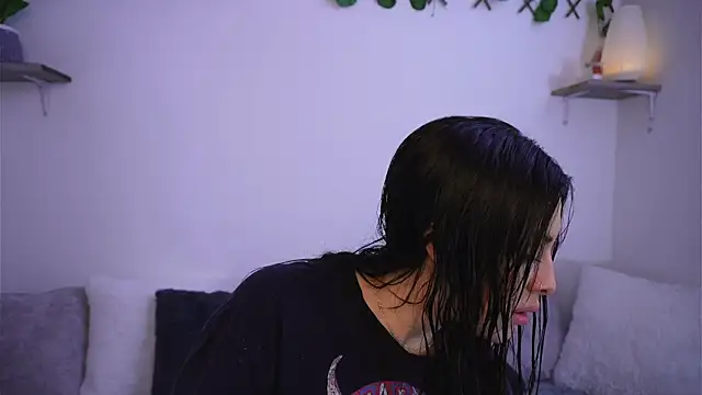 SophiieCumsx online show from November 10, 2025, 1:38 pm