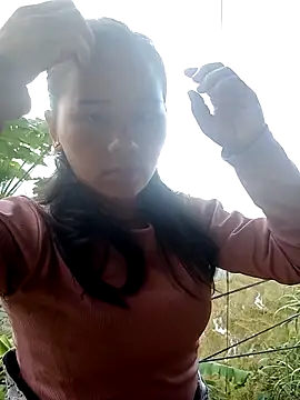 Suni2345 online show from October 15, 2025, 1:26 am