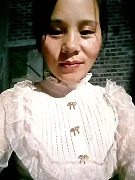 Suni2345 online show from September 10, 2025, 1:43 pm