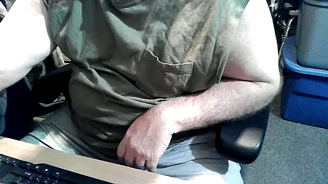 georgew62 online show from October 1, 2025, 4:28 am