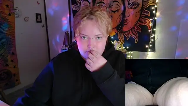 Annikkaa online show from September 13, 2025, 4:34 am