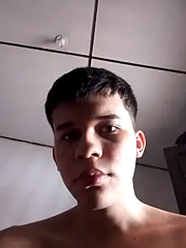 Snapshot of Daniel97Quintero chatting on December 5, 2025, 2:26 pm Daniel97Quintero online show from December 5, 2025, 2:26 pm