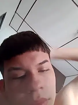 Snapshot of Daniel97Quintero chatting on January 8, 2026, 12:33 pm Daniel97Quintero online show from January 8, 2026, 12:33 pm