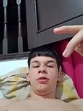 Snapshot of Daniel97Quintero chatting on January 12, 2026, 12:06 am Daniel97Quintero online show from January 12, 2026, 12:06 am