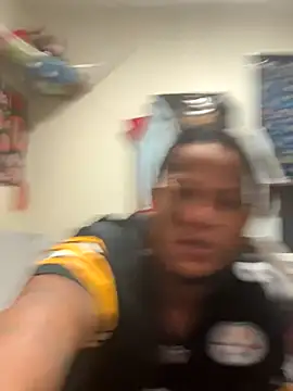 Snapshot of Sexdemonfrfr chatting on October 30, 2025, 11:34 pm Sexdemonfrfr online show from October 30, 2025, 11:34 pm