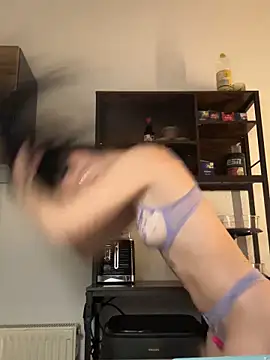 SamiraSchulz online show from October 14, 2025, 6:08 pm