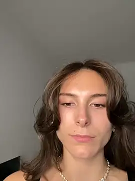 Snapshot of SophiiaStarr chatting on October 1, 2025, 4:00 pm SophiiaStarr online show from October 1, 2025, 4:00 pm