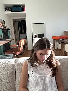 Snapshot of SophiiaStarr chatting on September 20, 2025, 3:50 pm SophiiaStarr online show from September 20, 2025, 3:50 pm