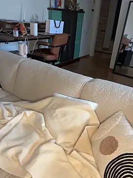 Snapshot of SophiiaStarr chatting on October 12, 2025, 3:35 pm SophiiaStarr online show from October 12, 2025, 3:35 pm