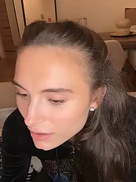 Snapshot of SophiiaStarr chatting on October 27, 2025, 7:26 pm SophiiaStarr online show from October 27, 2025, 7:26 pm