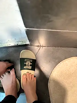 penchis90 online show from March 10, 2026, 7:29 pm