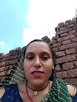 Snapshot of Sonam_shinde chatting on October 4, 2025, 4:58 am Sonam shinde online show from October 4, 2025, 4:58 am