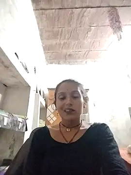 Snapshot of Sonam_shinde chatting on October 16, 2025, 6:16 pm Sonam shinde online show from October 16, 2025, 6:16 pm