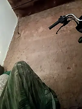 Punam jindal online show from October 14, 2025, 1:28 am