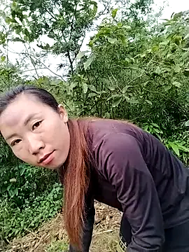 lymayss online show from September 12, 2025, 12:22 am