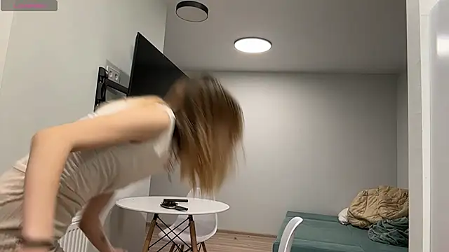 Denni Spilber online show from February 13, 2026, 5:02 pm