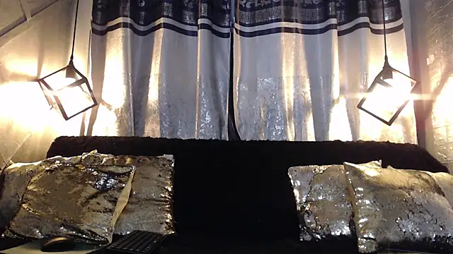 Snapshot of thiago_bos chatting on October 10, 2025, 11:00 am thiago bos online show from October 10, 2025, 11:00 am