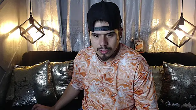 Snapshot of thiago_bos chatting on October 7, 2025, 10:38 am thiago bos online show from October 7, 2025, 10:38 am