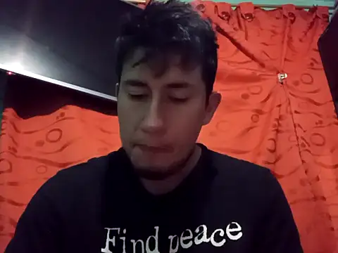 Snapshot of True_Di chatting on October 2, 2025, 1:53 am True Di online show from October 2, 2025, 1:53 am