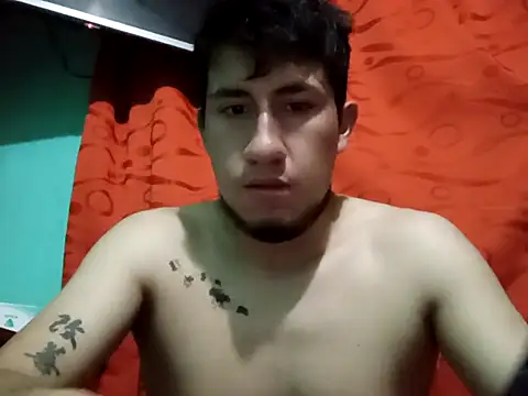 Snapshot of True_Di chatting on October 16, 2025, 1:14 am True Di online show from October 16, 2025, 1:14 am