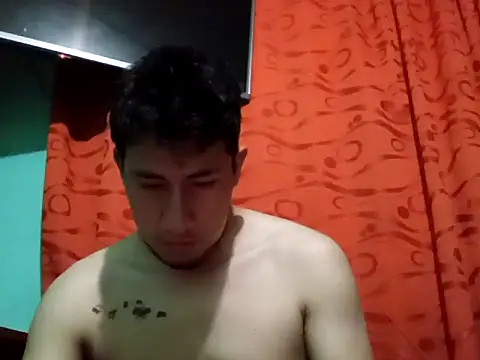 Snapshot of True_Di chatting on September 30, 2025, 12:49 am True Di online show from September 30, 2025, 12:49 am