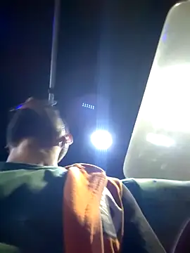 Snapshot of DanteWinter chatting on January 8, 2026, 2:28 am DanteWinter online show from January 8, 2026, 2:28 am