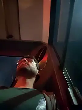 Snapshot of DanteWinter chatting on February 13, 2026, 2:44 am DanteWinter online show from February 13, 2026, 2:44 am