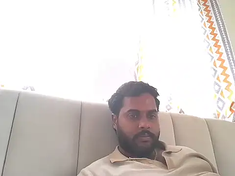 BNDCJMW online show from October 4, 2025, 9:11 am