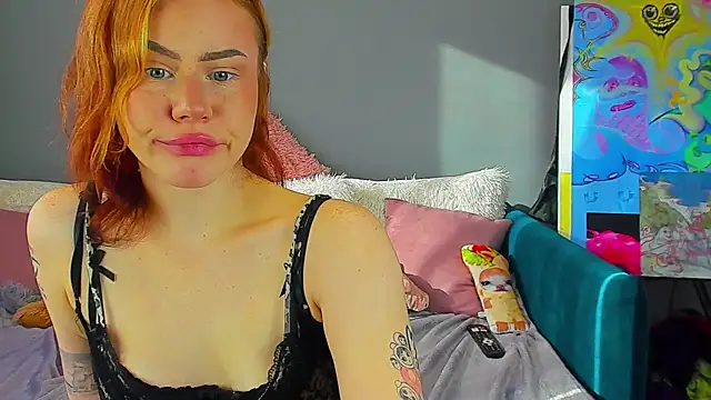MiaReys online show from September 16, 2025, 2:34 am