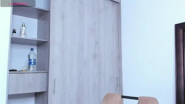 Snapshot of KingLevi01 chatting on October 2, 2025, 2:04 am KingLevi01 online show from October 2, 2025, 2:04 am