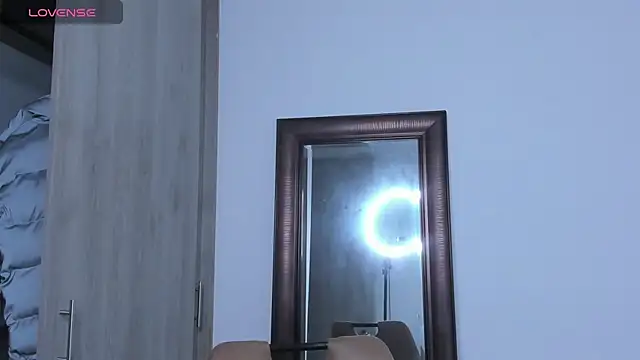 Snapshot of KingLevi01 chatting on October 11, 2025, 9:05 pm KingLevi01 online show from October 11, 2025, 9:05 pm