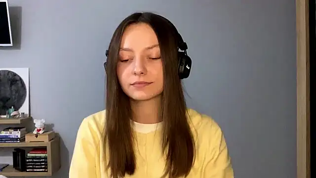 Snapshot of SoulHiperAgne_ chatting on October 25, 2025, 2:17 pm SoulHiperAgne  online show from October 25, 2025, 2:17 pm