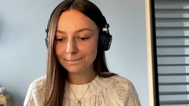 Snapshot of SoulHiperAgne_ chatting on September 30, 2025, 12:22 pm SoulHiperAgne  online show from September 30, 2025, 12:22 pm