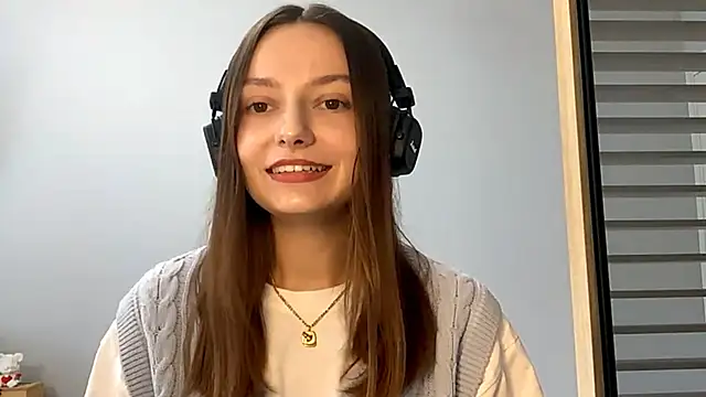 Snapshot of SoulHiperAgne_ chatting on September 23, 2025, 2:24 pm SoulHiperAgne  online show from September 23, 2025, 2:24 pm