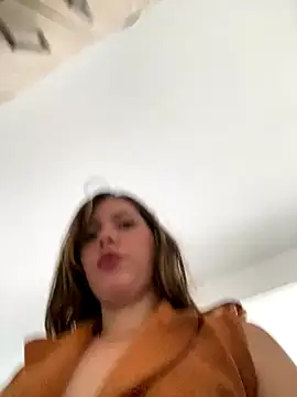 Charlottediolet online show from September 23, 2025, 11:06 am