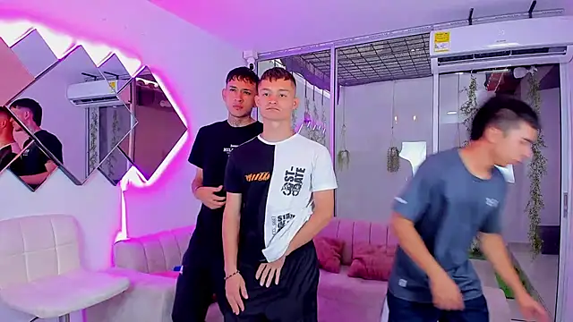 Talcoboys online show from September 18, 2025, 12:41 pm