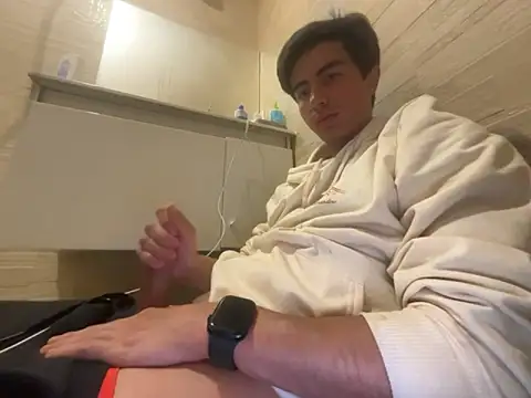 hornymagicalonso online show from March 28, 2026, 10:27 am