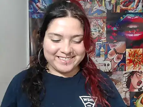 Curvy-Queen online show from September 13, 2025, 3:28 am