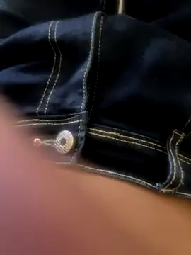 Snapshot of honestglacier9 chatting on October 18, 2025, 9:33 am honestglacier9 online show from October 18, 2025, 9:33 am