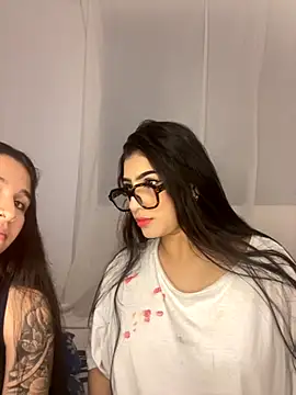 Sweet and Rous0 online show from November 3, 2025, 3:23 am