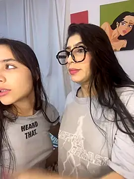 Snapshot of Sweet_and_Rous0 chatting on October 16, 2025, 2:53 am Sweet and Rous0 online show from October 16, 2025, 2:53 am