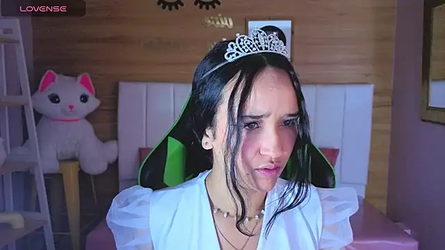 bella vibess s online show from March 13, 2026, 12:43 pm